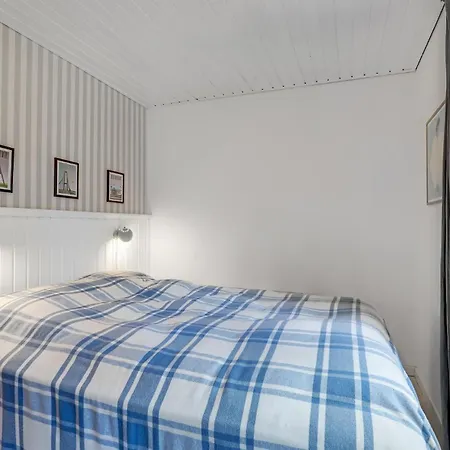 Дом отдыха 3 Bedroom Stunning In *