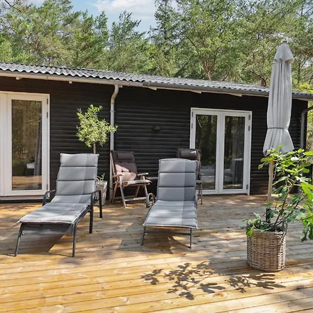 3 Bedroom Awesome In *